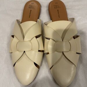 Cream Mule slip on shoes sz 11